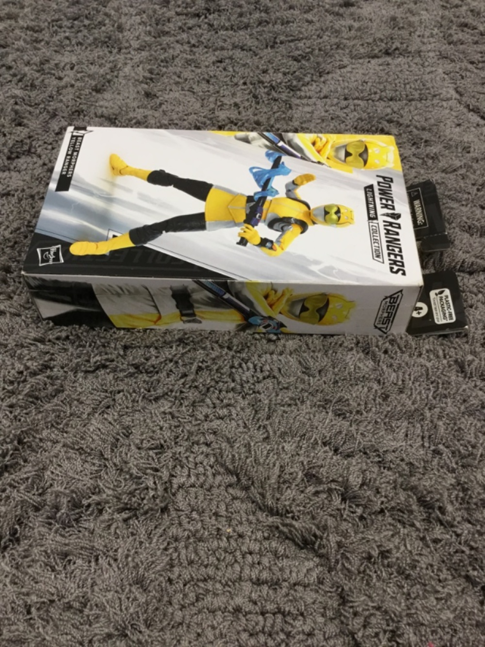 Power Rangers Lighting Collection Beast Morphers Yellow Ranger Action Figure - Picture 5 of 8